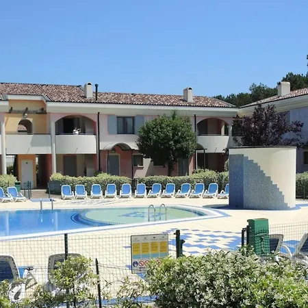 Appartement Family With Garden, Pool And Fireplace *